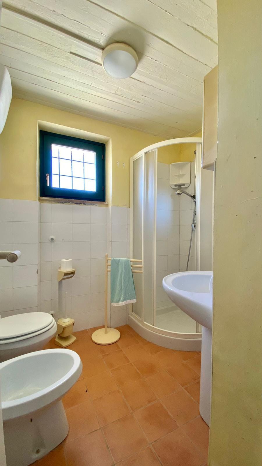 bagno corpo di fabbrica indipendente