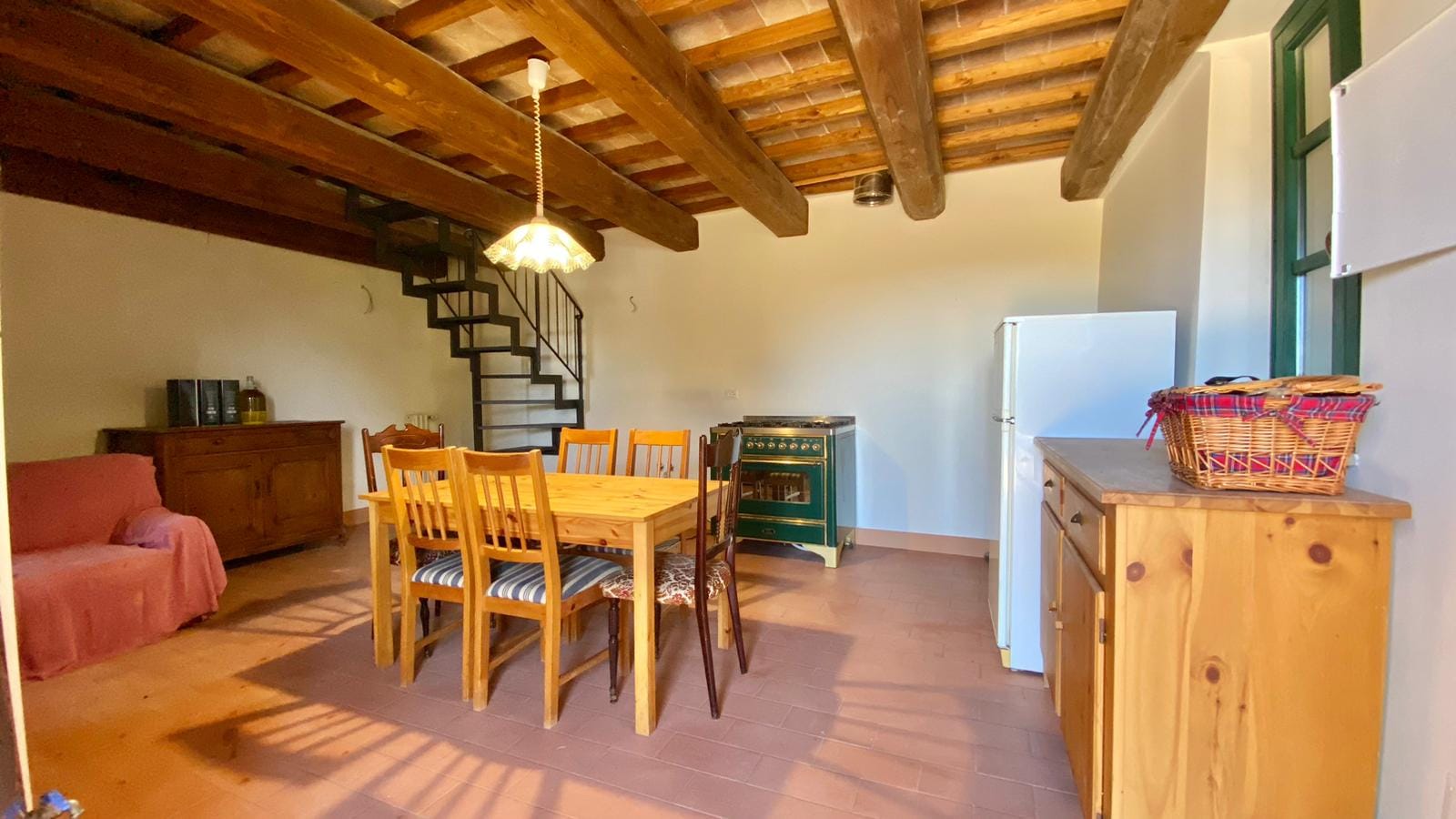 soggiorno corpo di fabbrica indipendente